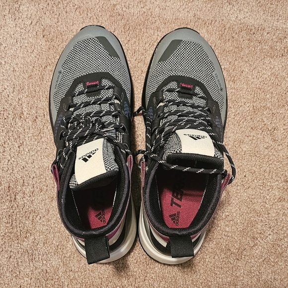 Adidas Terrex Trailmaker Mid GTX Hiking Boot Women's Like New 9.5 - Picture 7 of 7